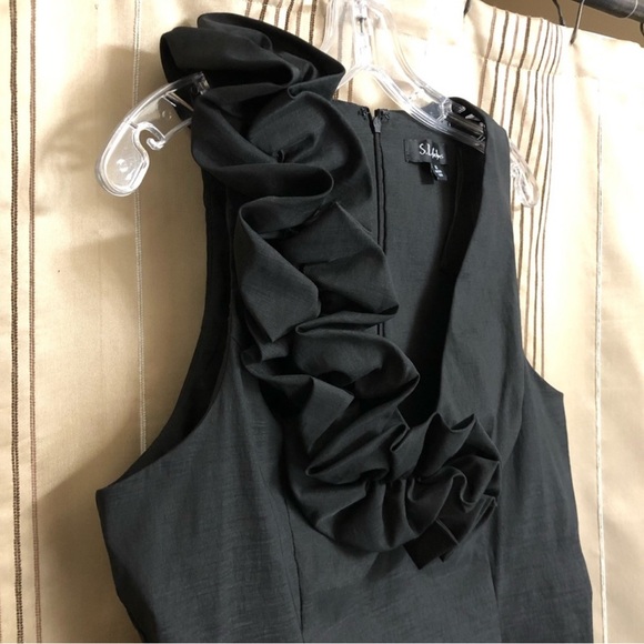 🔥 Cascading Ruffle Bodycon Dress - Picture 4 of 8